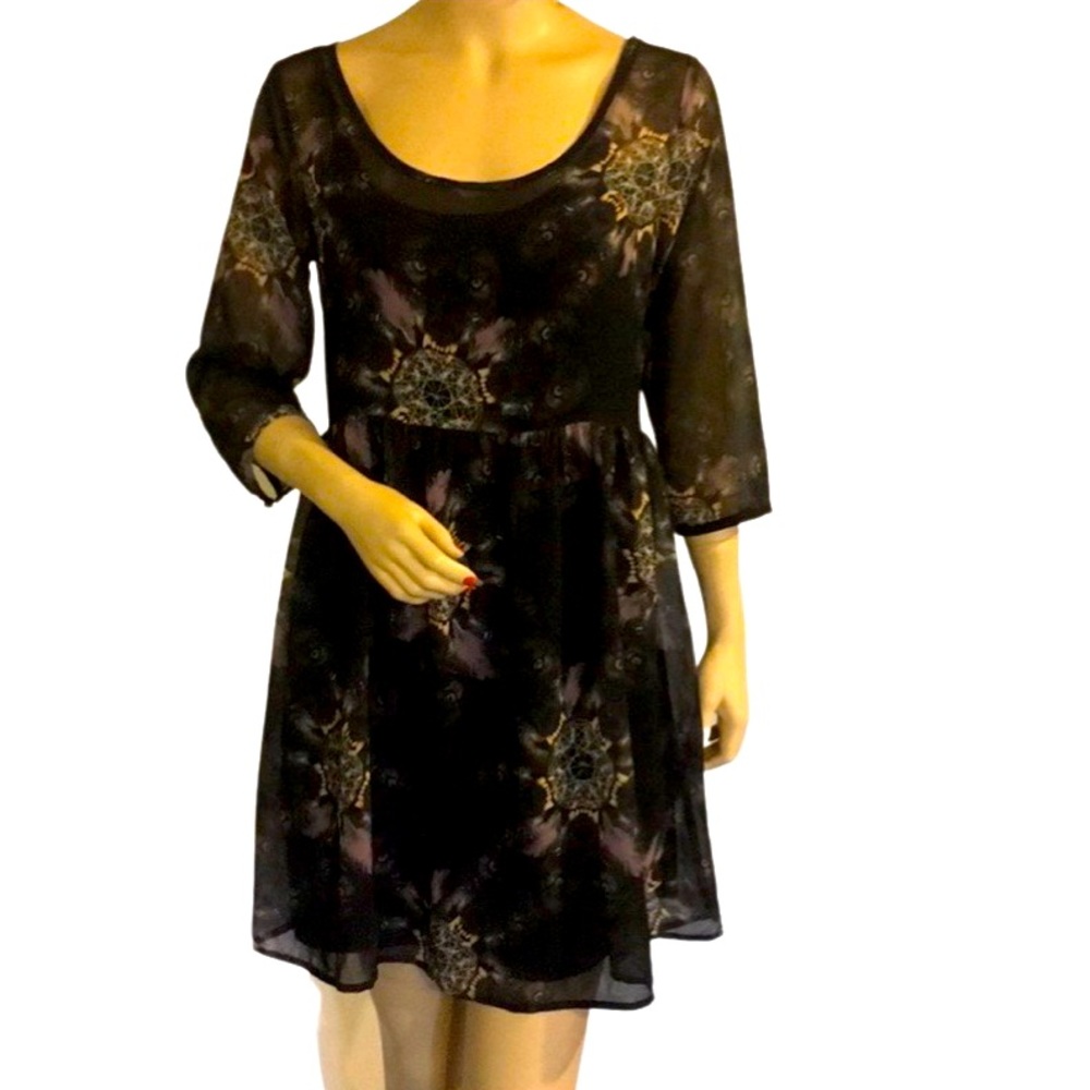 Hot Topic dress size M wolves & dream catchers